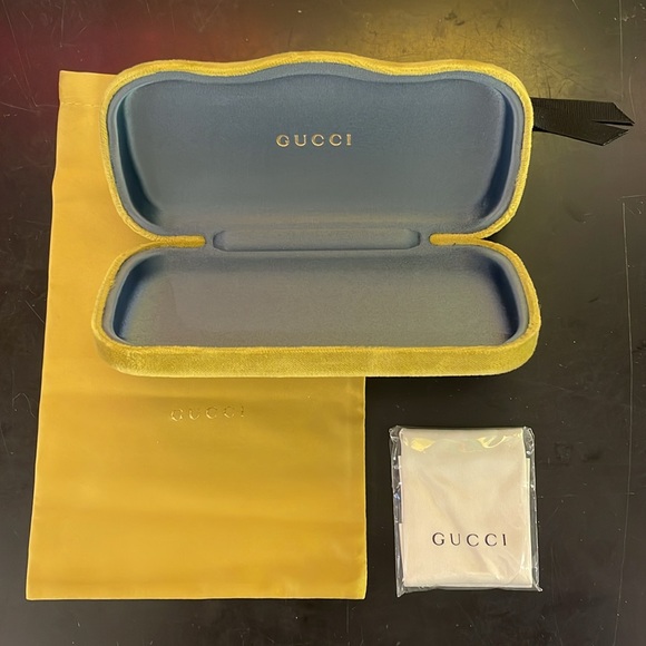 YELLOW GUCCI EYEGLASS CASE *AUTHENTIC* - Picture 2 of 3